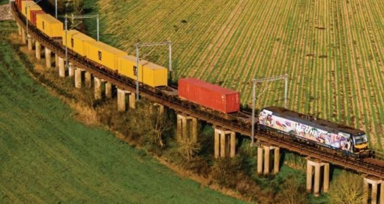O transporte ferrovi&aacute;rio &eacute; amigo do ambiente